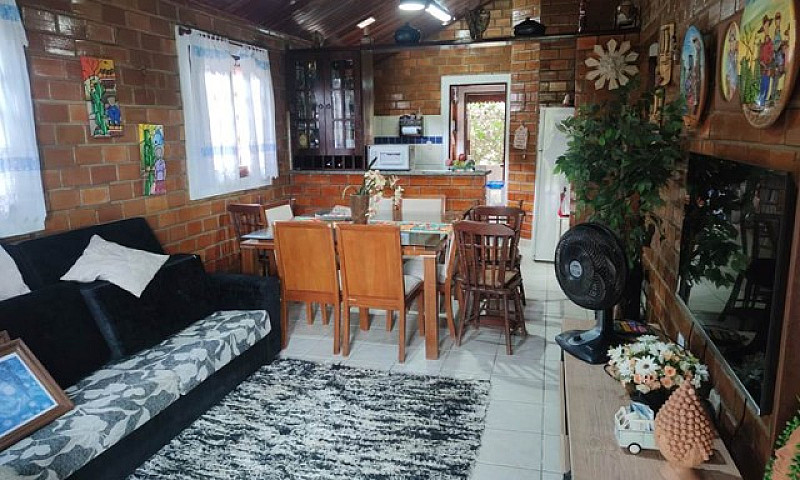 Casa Térrea Com 3 Qu...