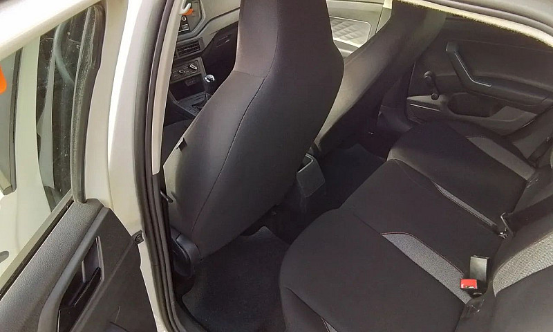 Volkswagen Polo 2024...
