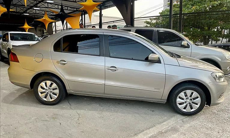 Volkswagen Voyage 1....
