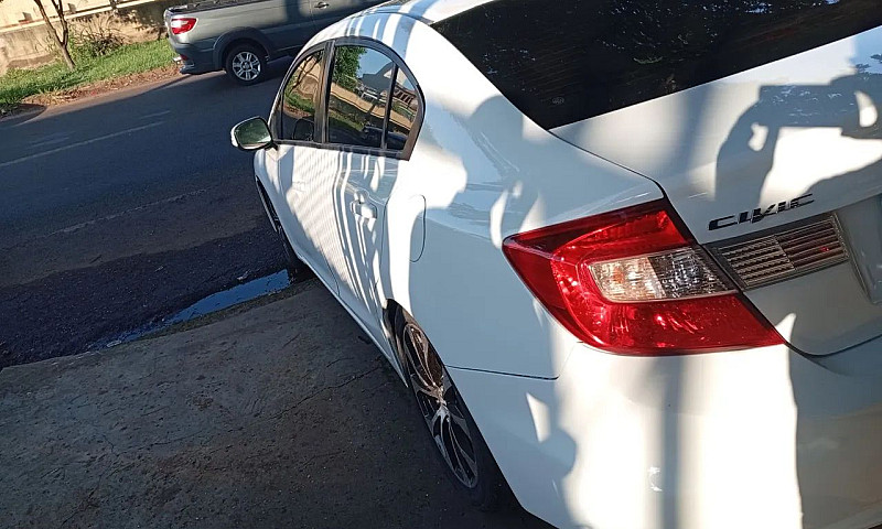 Honda Civic Sedan Lx...