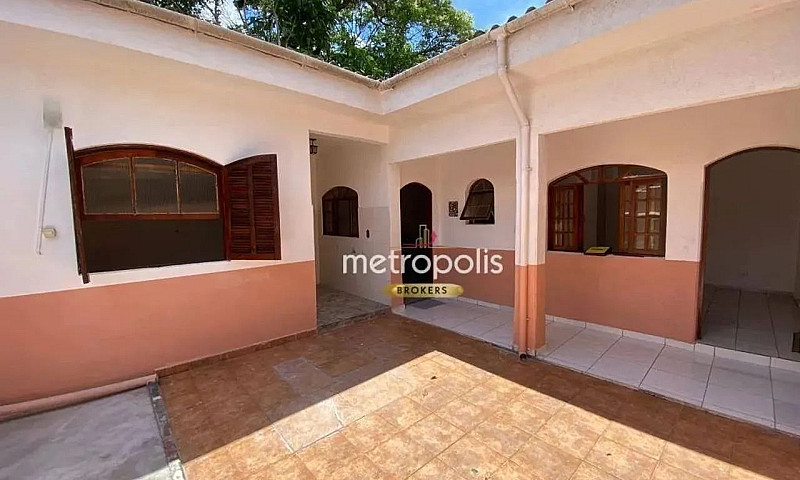 Casa Com 2 Dormitóri...