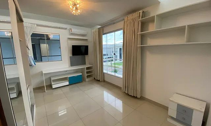 Alugo Belíssima Casa...
