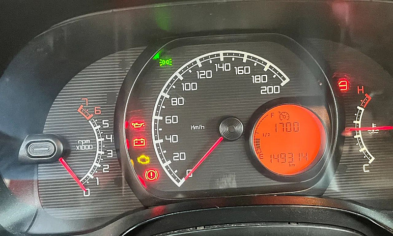 Fiat Strada Working ...