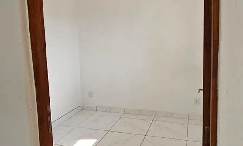 Aluga-Se Apartamento...