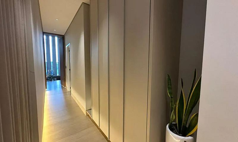 Casa Com 4 Suítes À ...