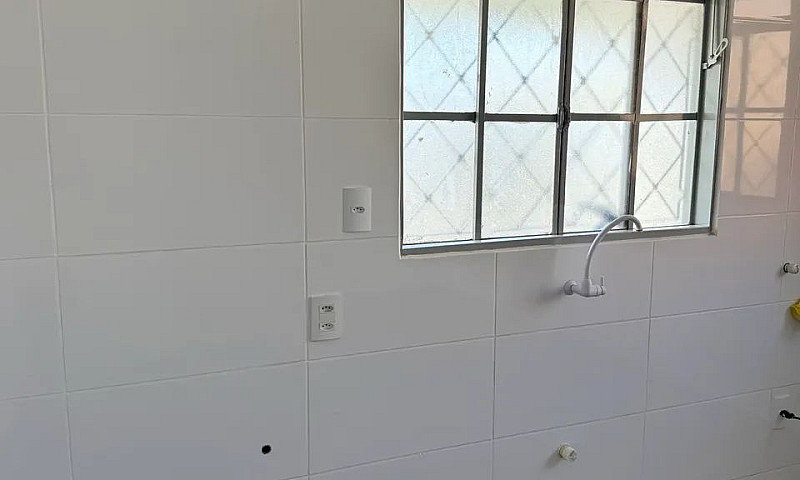 Alugo Casa Com 2 Qua...