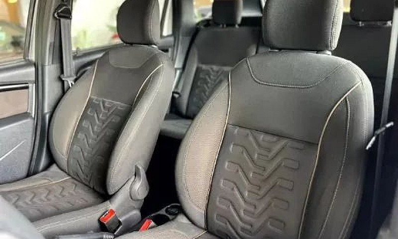 Renault Duster Dynam...
