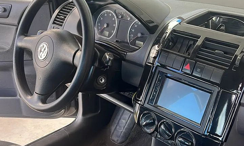 Volkswagen Polo Seda...