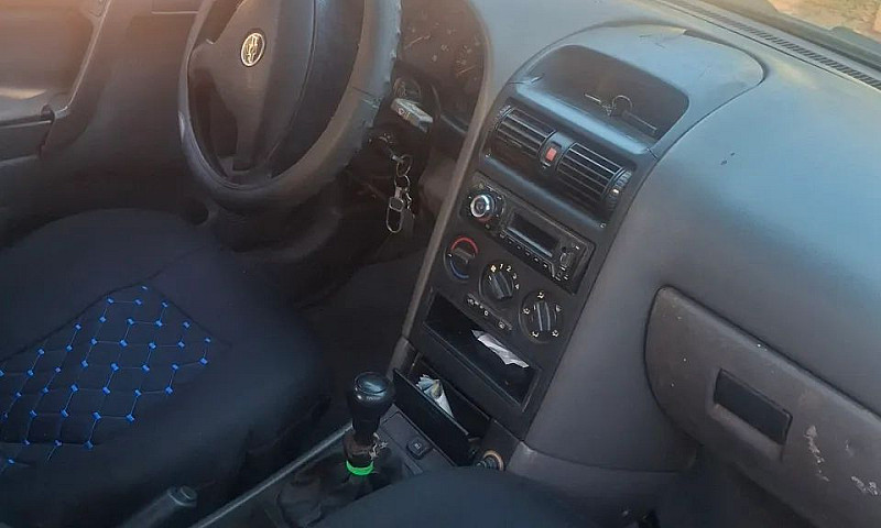 Chevrolet Astra 2.0 ...