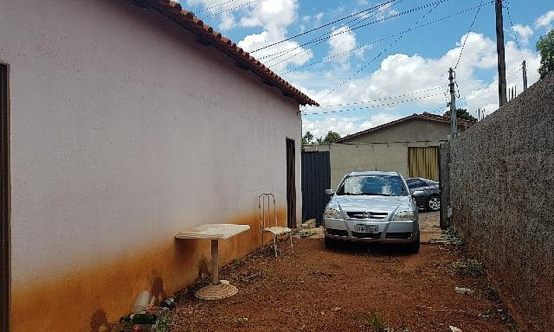 Casa Em Silvânia...