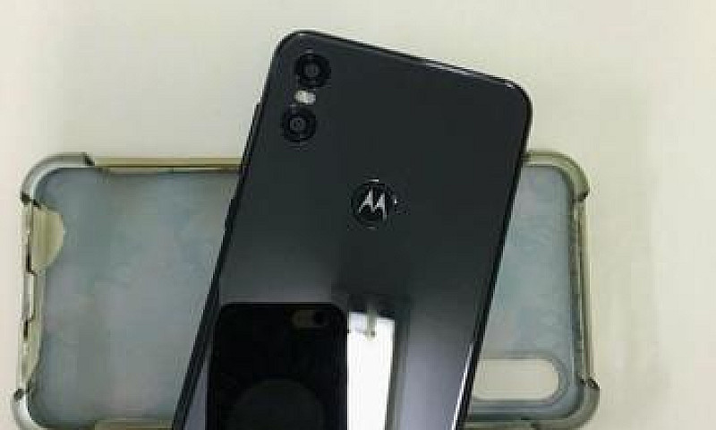Motorola One 64Gb...