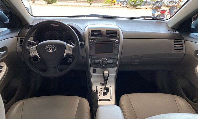 Toyota Corola Xei 20...