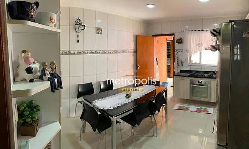 Casa Com 3 Dormitóri...