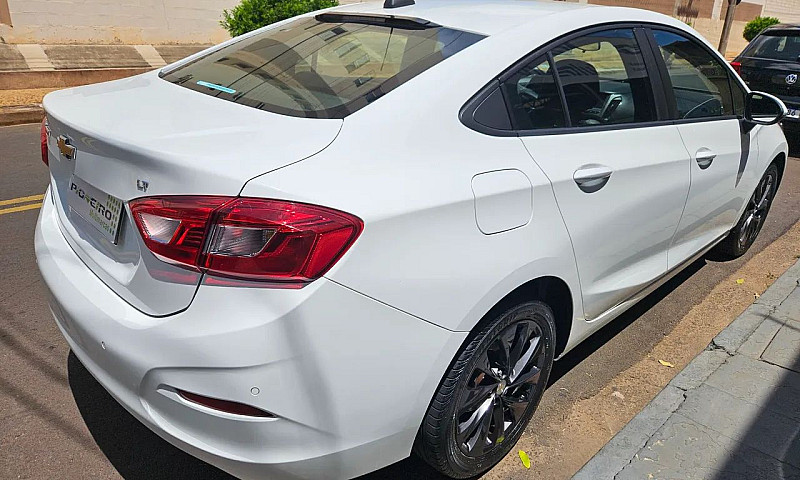 Gm Cruze Sedam Lt 1....