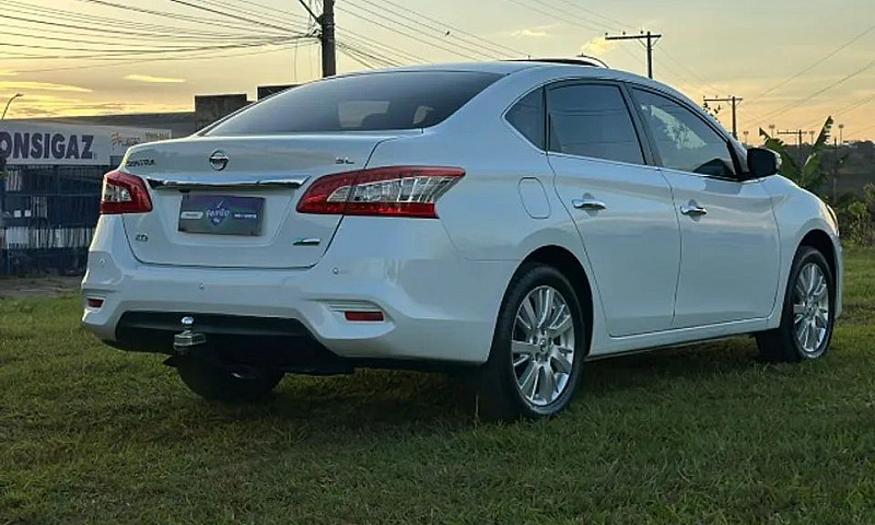 Nissan Sentra Sl 2.0...