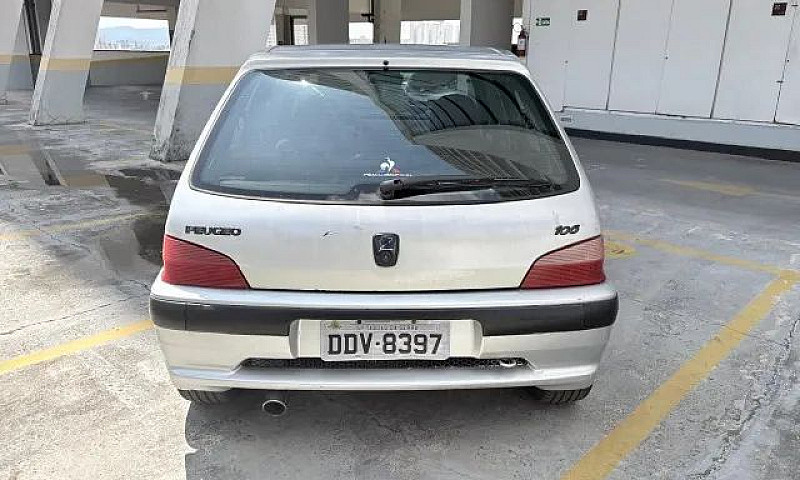 Peugeot 106 Quiksilv...