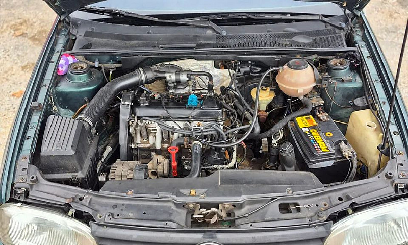 Volkswagen Golf Gl 1...