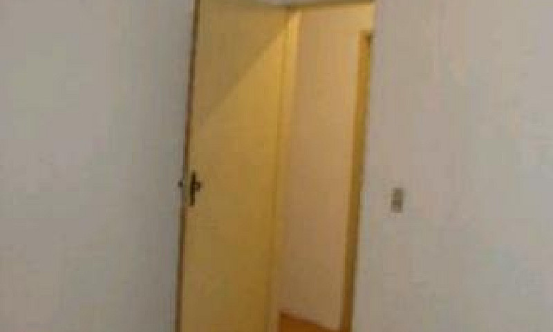 Casa 2 Quartos R$ 50...