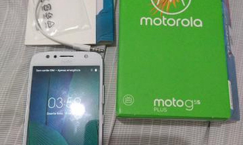 Moto G5S Plus...