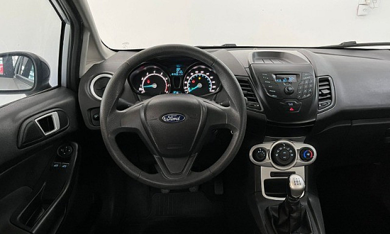 Ford New Fiesta Se 1...