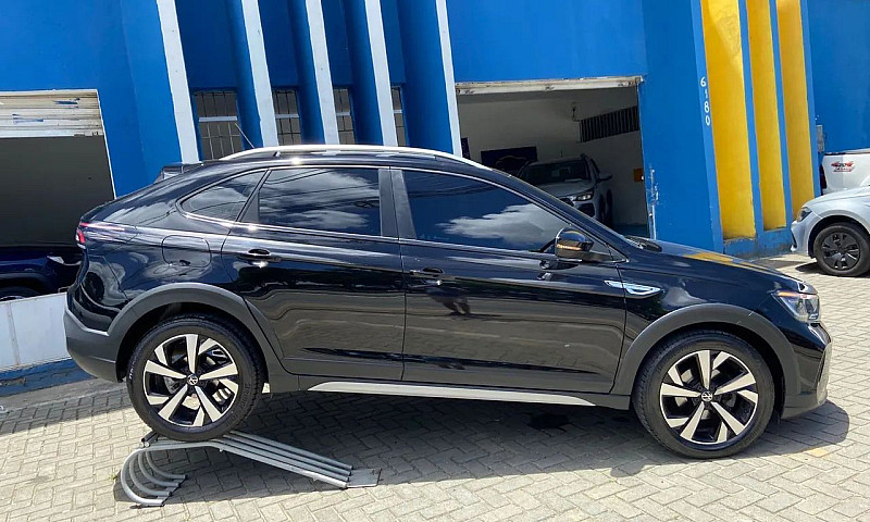 Volkswagen Nivus Hig...