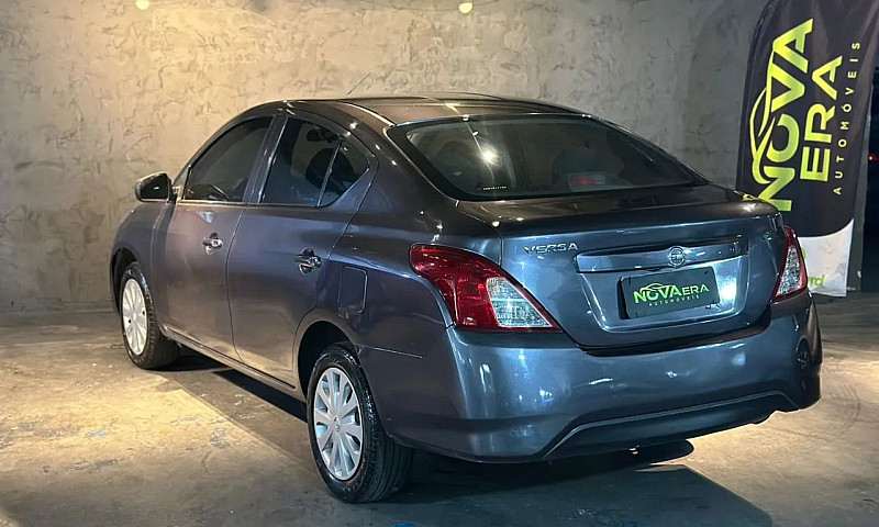Nissan Versa 1.0 12V...