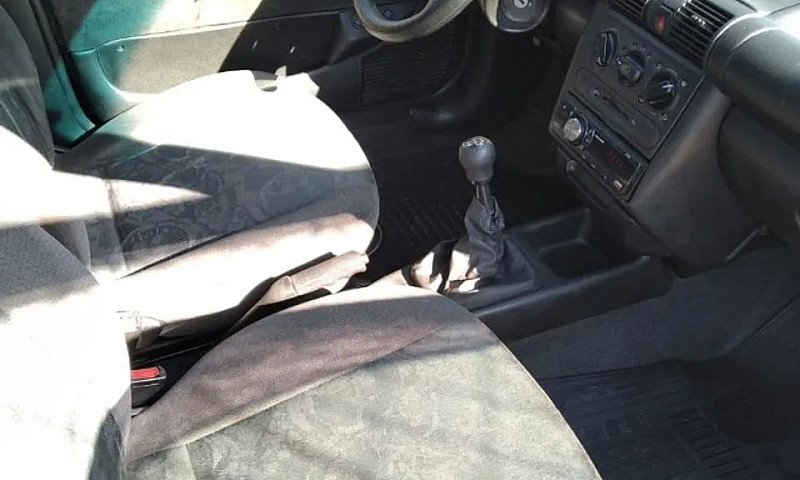 Chevrolet Corsa Wind...