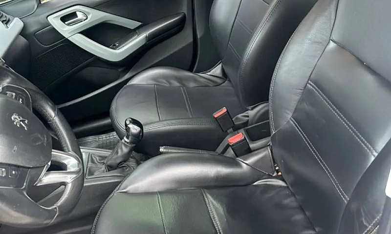 Peugeot 208 Active/A...