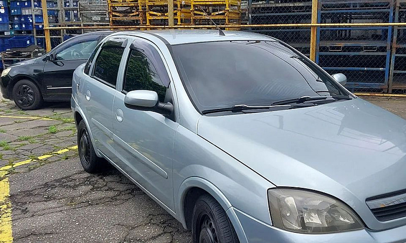 Chevrolet Corsa Sed....