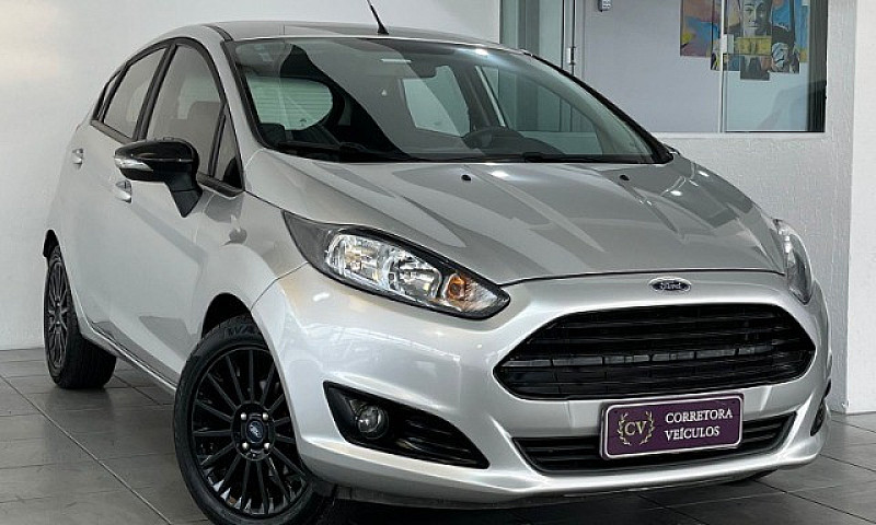 Ford New Fiesta Se 1...