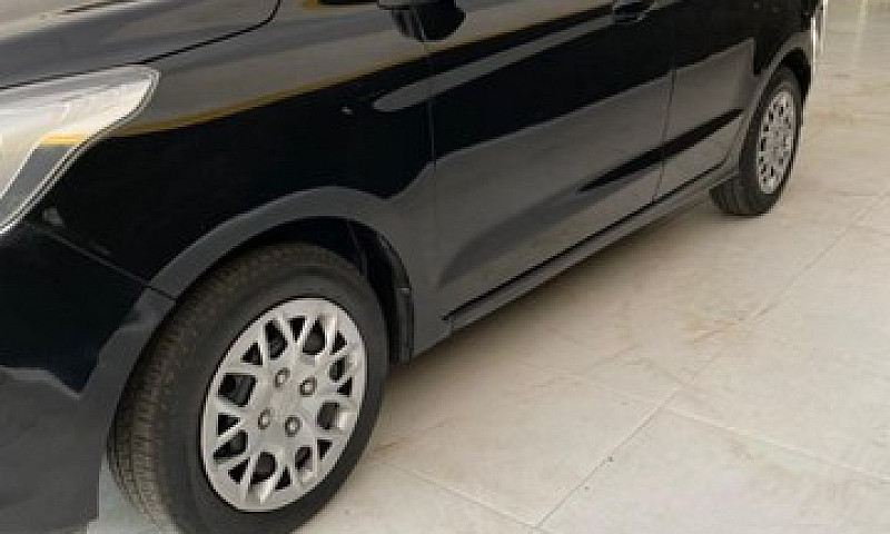 Ford Ka Sedã 1.0 201...