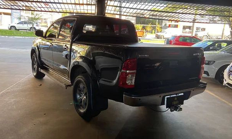 Hilux Sr 2.7 4X2 Fle...
