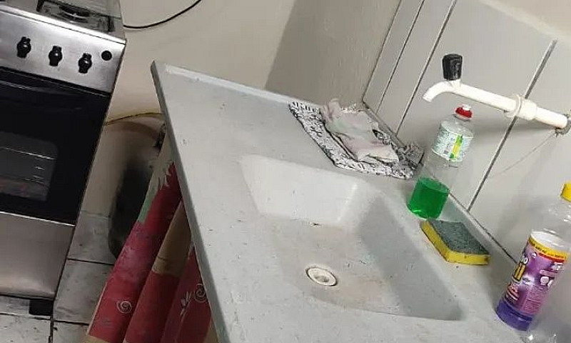 Kitnet Mobiliada ...