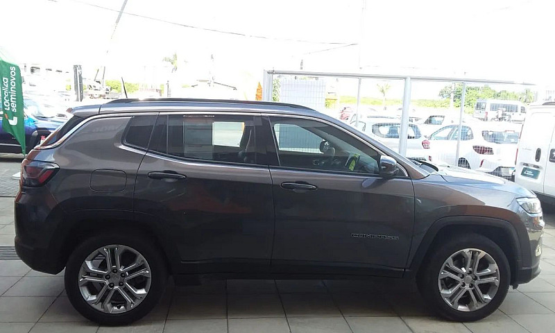 Jeep Compass 2022 1....