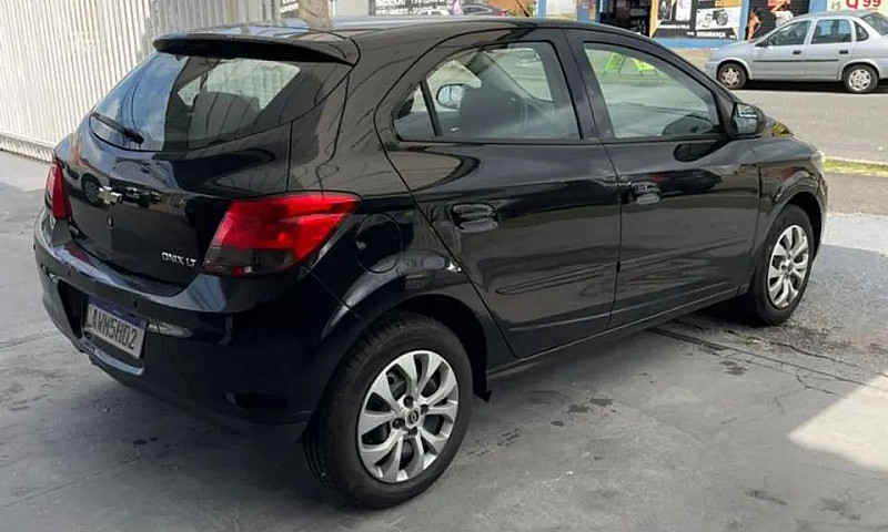 Chevrolet Onix Hatch...