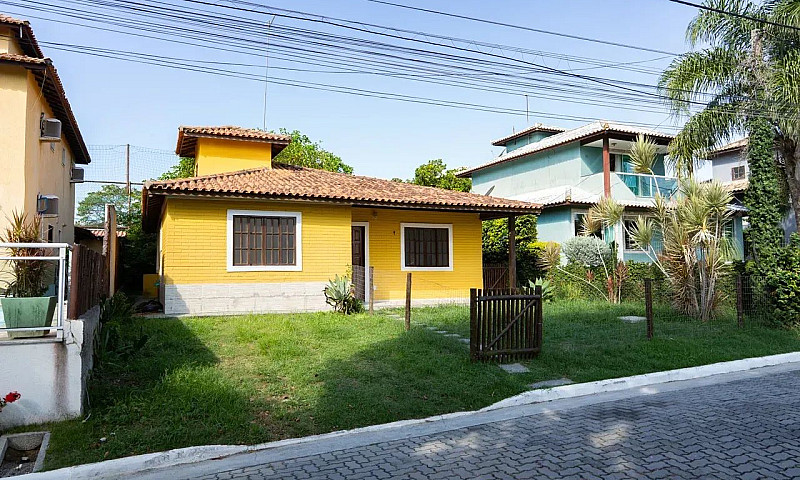 À Venda Casa Com 3 Q...