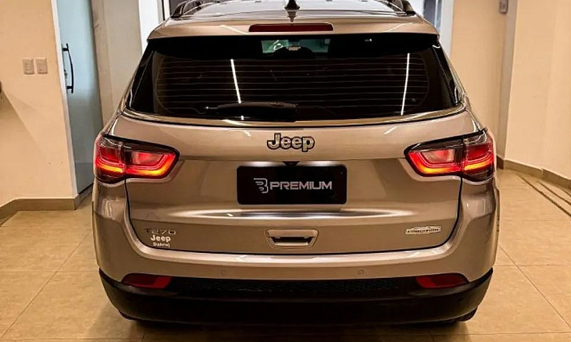 Jeep Compass Long. T...