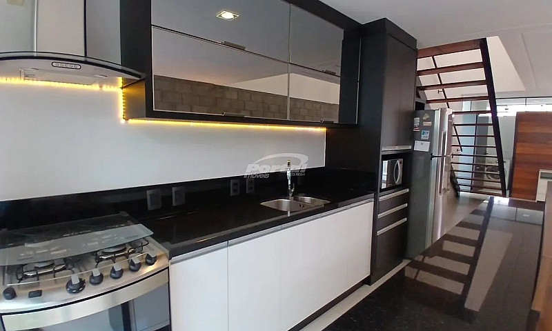Casa Disponível Para...