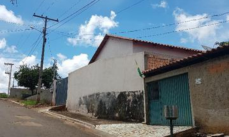 Casa Em Silvânia...