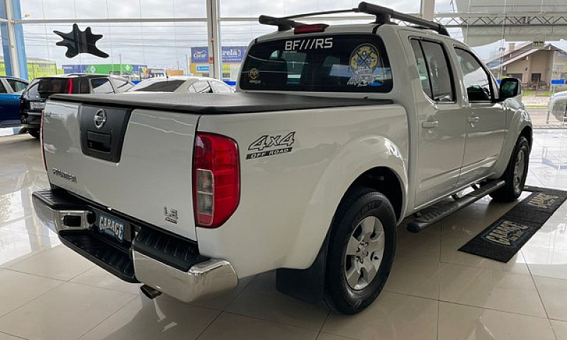 Nissan Frontier Le 4...