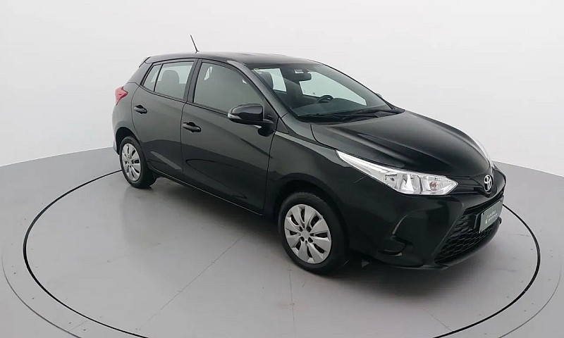 Toyota Yaris 2023 1....