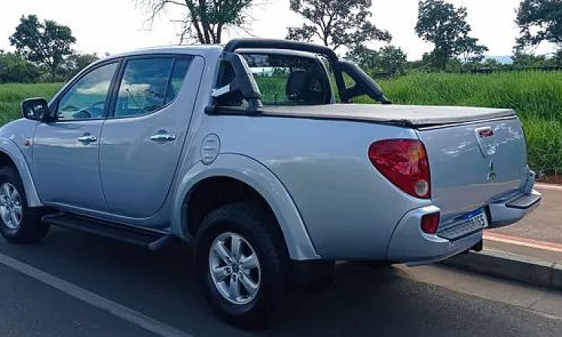 L200 Triton Automáti...