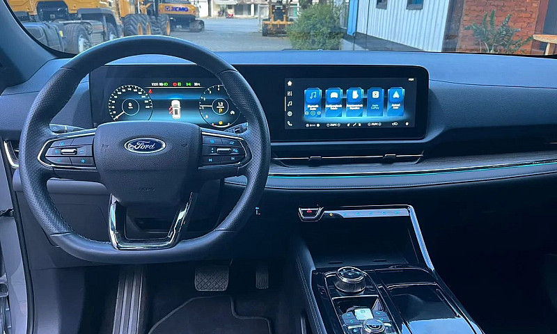 Ford Territory Titan...