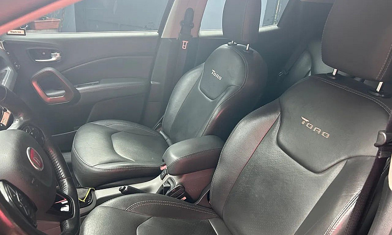 Fiat Toro Volcano Di...