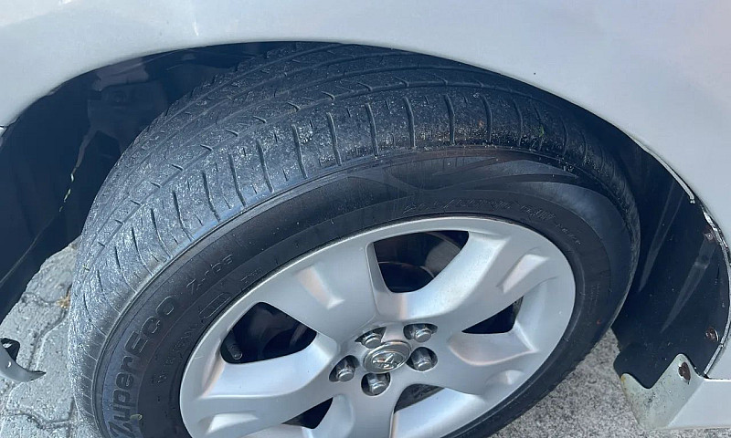 Toyota Corolla Xei 1...