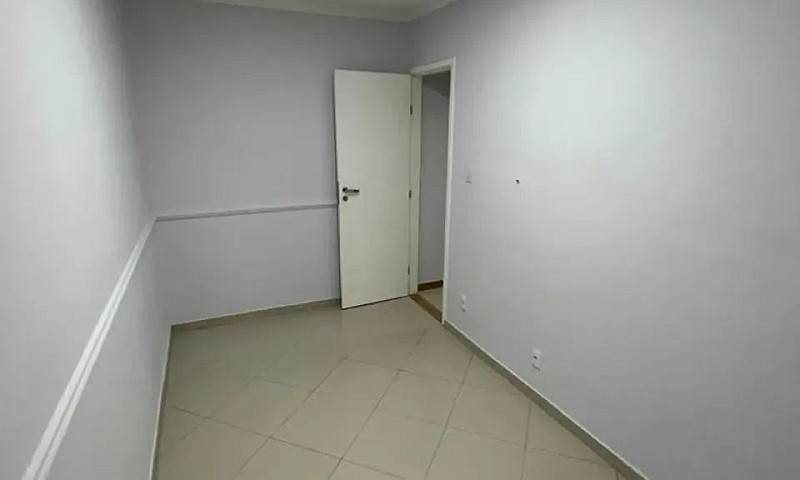 2 Quartos Na 2ª Quad...