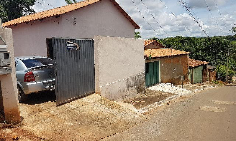Casa Em Silvânia...