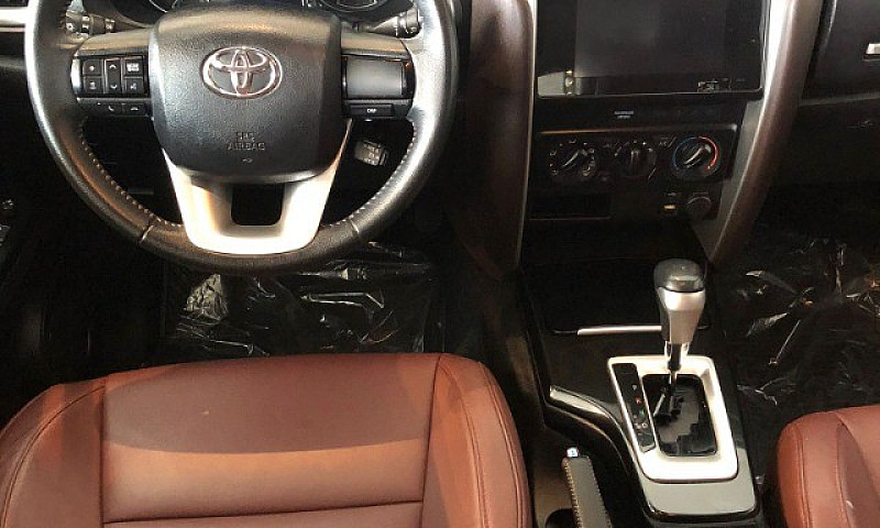 Toyota Sw4 Sr -  201...