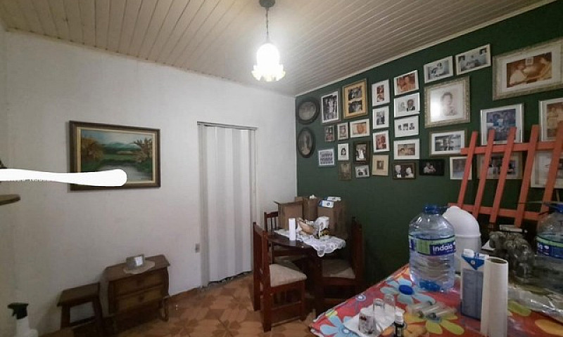 Vendo Casa + Edícula...