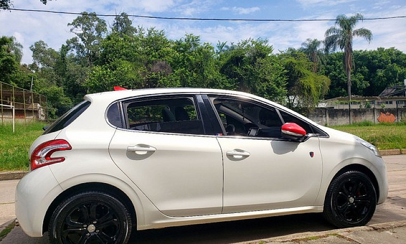 Peugeot 208 Griffe- ...
